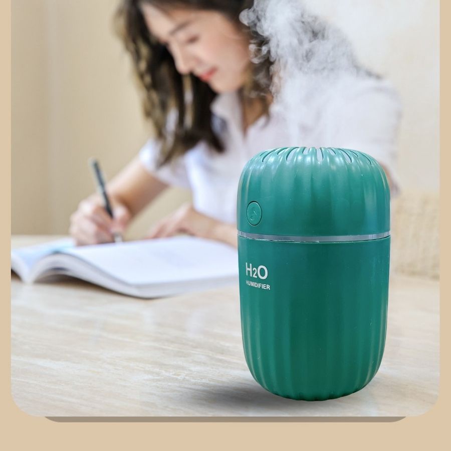 Máy Xông Tinh Dầu Phòng Ngủ Và Trong Xe Hơi H2O A7 Dung Tích 300ml Phun Sương Khuếch Tán Tinh Dầu Tỏa Hương Thơm Đèn Led