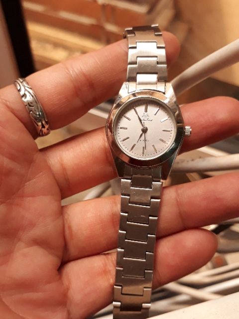 Đồng hồ nữ hiệu Valentine