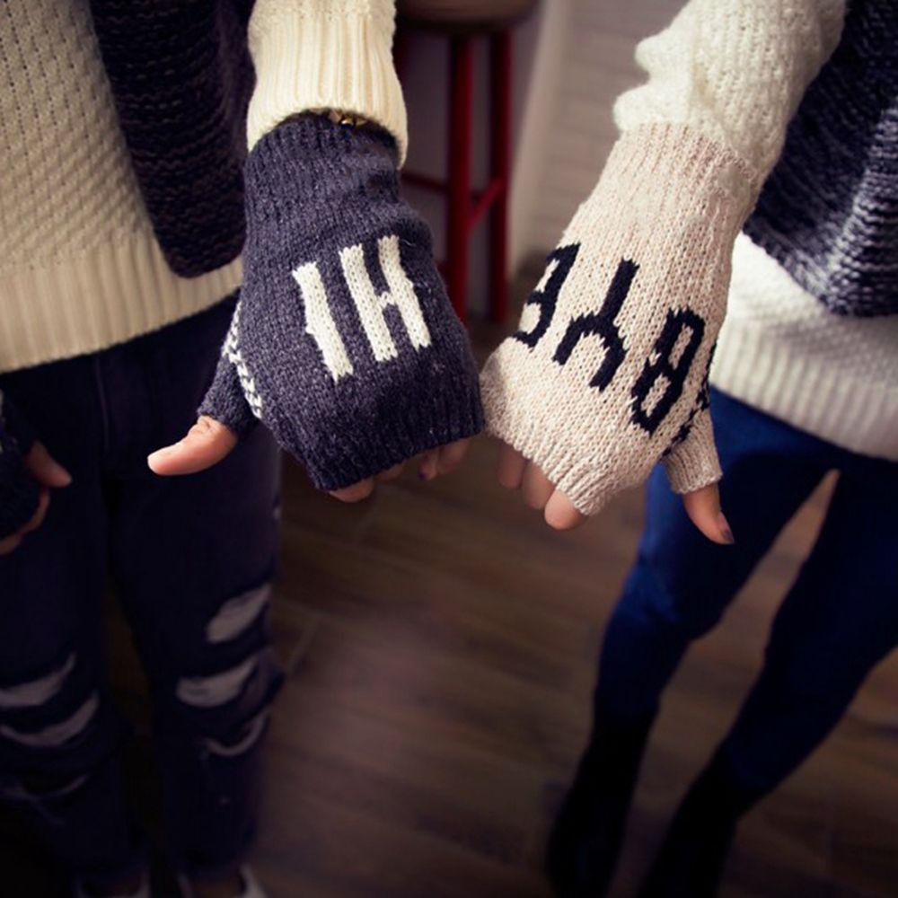 Găng tay hở ngón bằng nhung mềm mại co giãn thoáng khí thời trang thu đông cho nữ