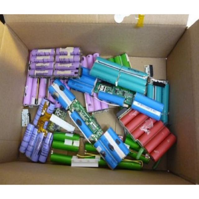 Cell PIN 18650 các thương hiệu 2200 mah trở lên THÁO MÁY DÙNG LÀM tích lũy năng lượng