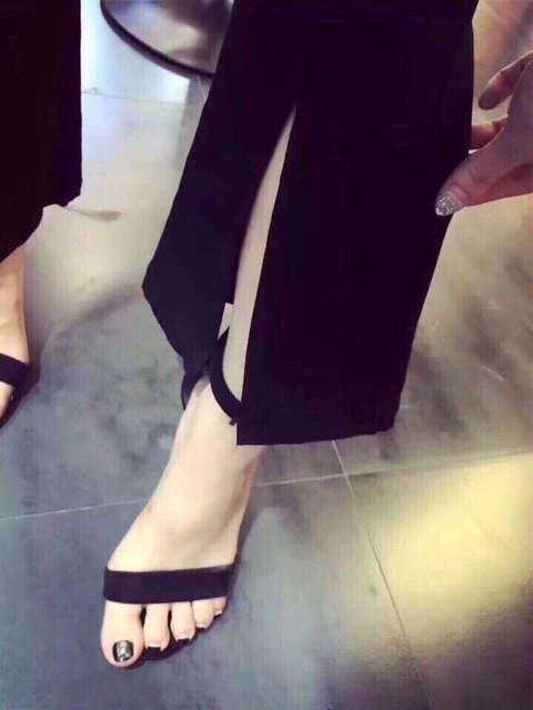 [ Mã WASTRUN4 giảm 10% tối đa 30K đơn 99K] Quần loe skin xẻ trước, chất dãn màu đen - NhiNhi Shop | BigBuy360 - bigbuy360.vn