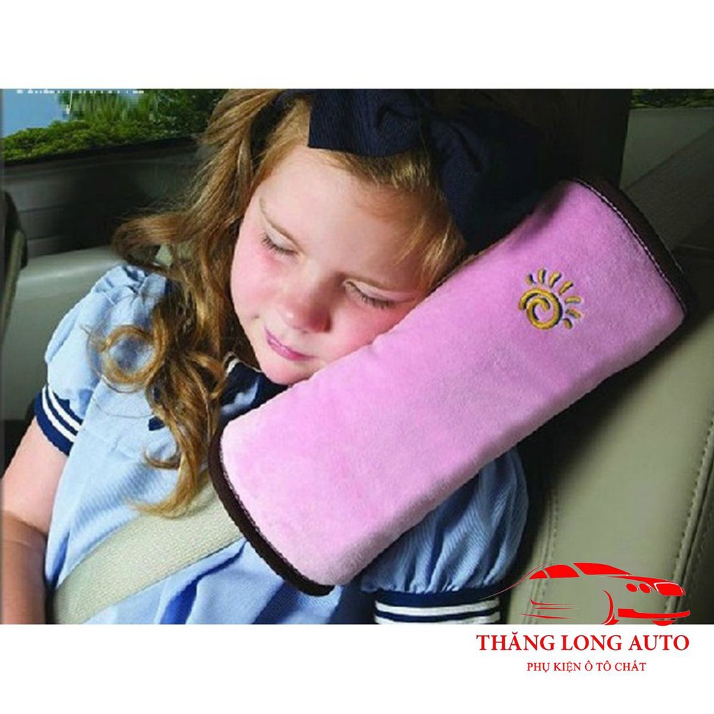 Gối ngủ gắn dây an toàn trên xe hơi ô tô - Êm cực êm (Giao màu ngẫu nhiên) | BigBuy360 - bigbuy360.vn