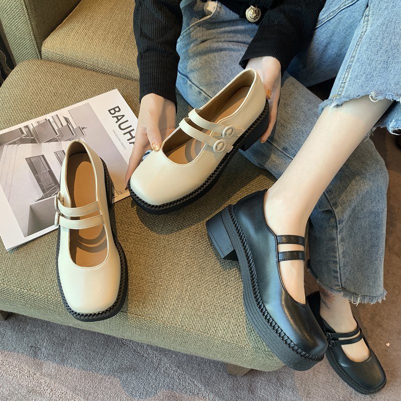 Giày Nữ Đế Bằng Mũi Vuông Thời Trang Cá Tính | BigBuy360 - bigbuy360.vn