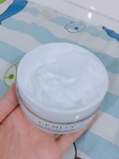 KEm Ủ TRẮNG DA CENLIA