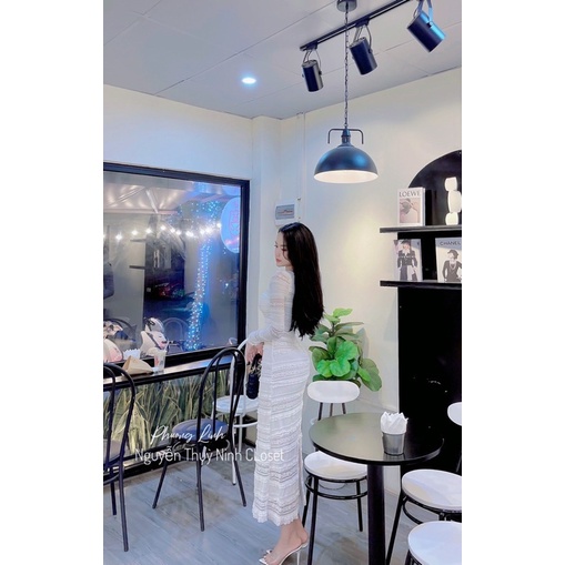 Váy ren cổ vuông dáng dài 2 màu