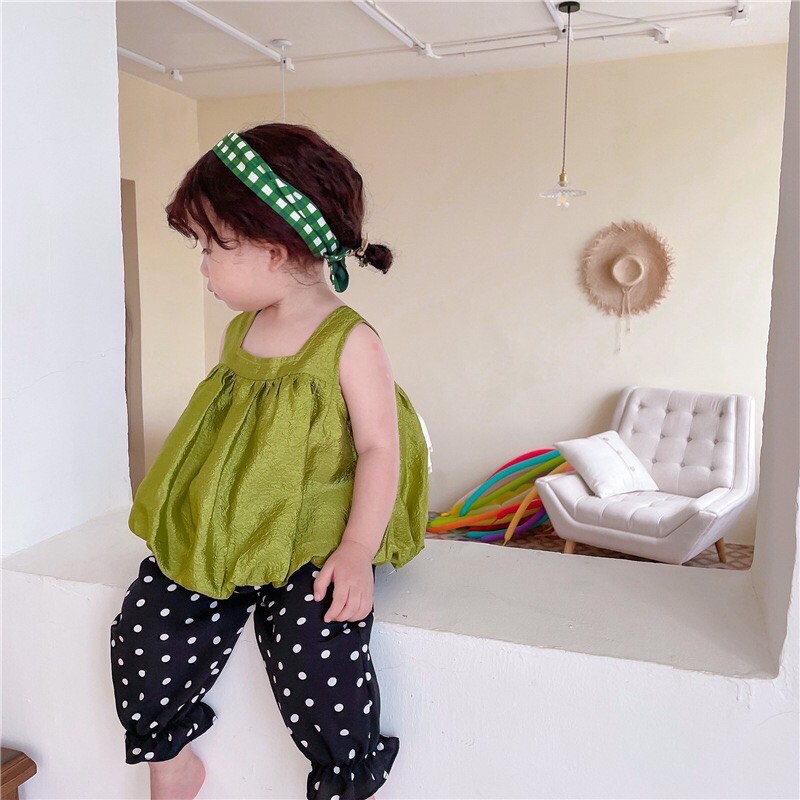 Áo sát nách dáng bồng xinh xắn