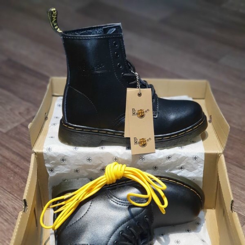 Giày Dr Martens 1460 Hoàng Phúc