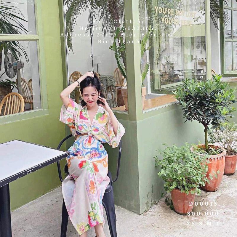 Đầm cut eo hoạ tiết