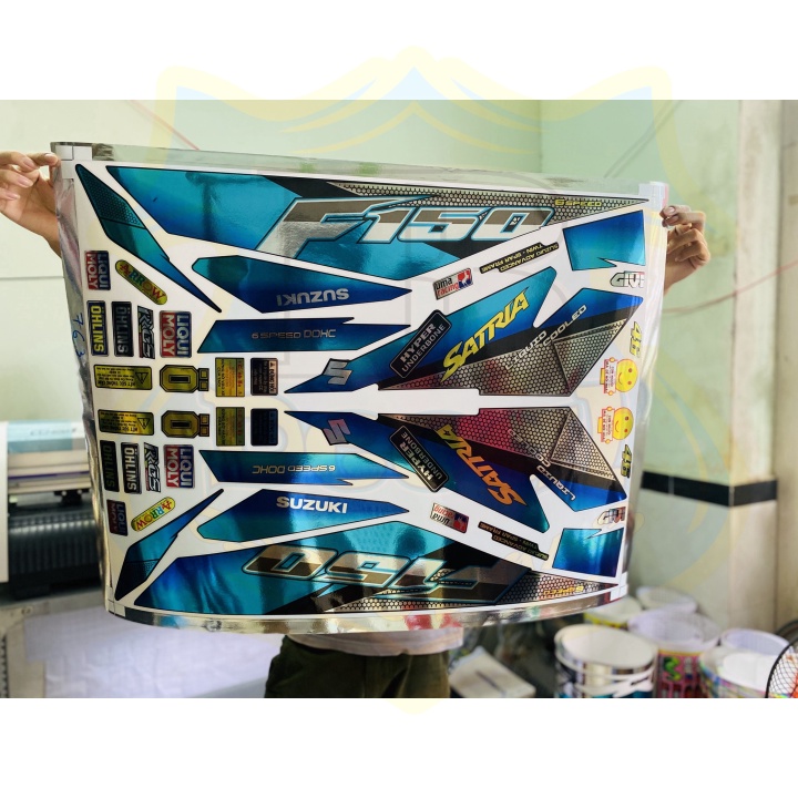 ( Quí khách vui lòng mang ra tiệm cho thợ dán ) Tem satria fi tổ ong xanh đen Crom cao cấp