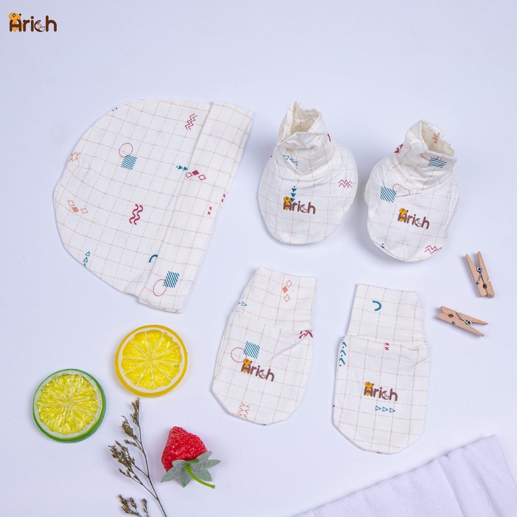 Set mũ bao tay bao chân Arich cho bé hình họa tiết xinh xắn