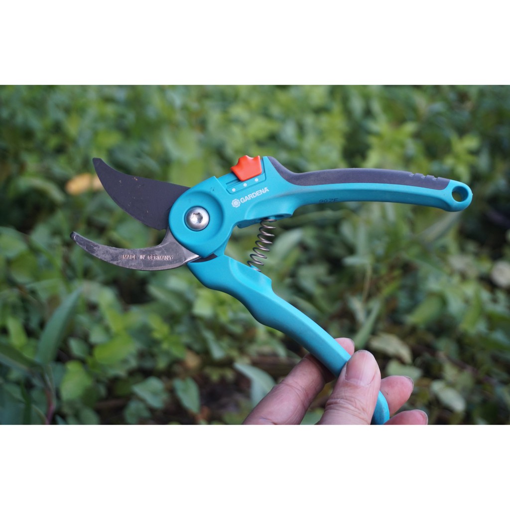 Kìm Đức tỉa cành mũi hếch GARDENA 08857-20 chính hãng