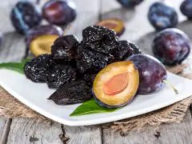 Mận sấy dẻo không hạt Chile 500g - Date 2025
