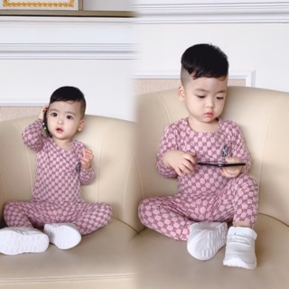 Set bộ guci cho bé.