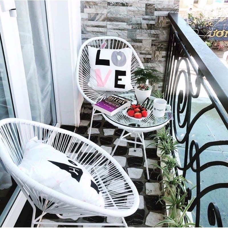 Bộ bàn ghế ban công kèm 2 gối tựa
