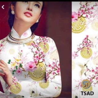Vải áo dài hoa đào tươi tắn