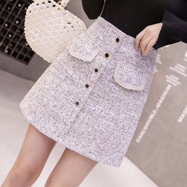 Chân váy dạ QC đính khuy cực sang