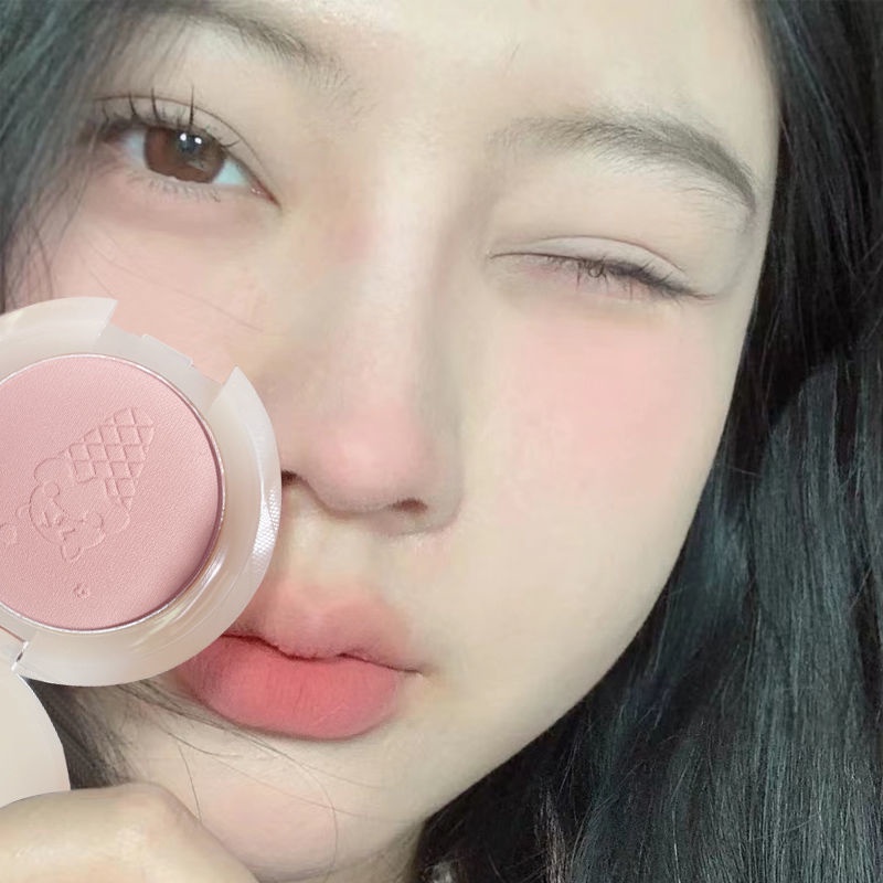 Phấn Má Hồng KAKASHOW Màu Nhung Lì Tự Nhiên Mềm Mại Kiềm Dầu Chống Thấm Nước