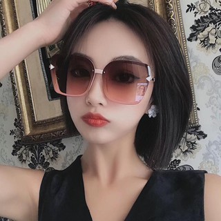 Kính mắt thời trang nữ fen.di - nhất nhất kính mắt