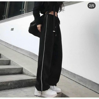 Quần jogger đen viền