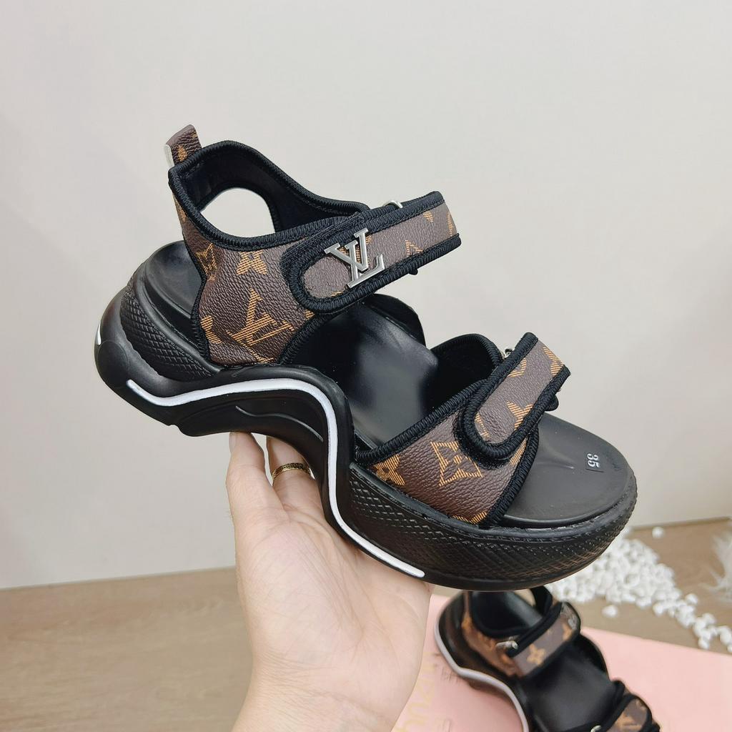 Dép sandal nữ lv mẫu 2023 đế cong cao 5cm full box, Dép nữ quai hậu đủ size 35-38 hàng chuẩn loại 1