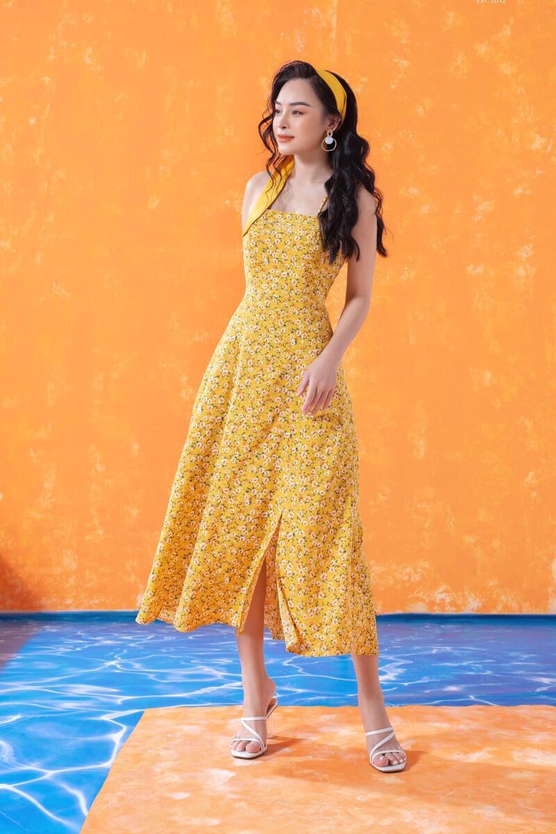 Đầm 2 dây đan dây chéo 2 màu midi Aholic V2443 | BigBuy360 - bigbuy360.vn