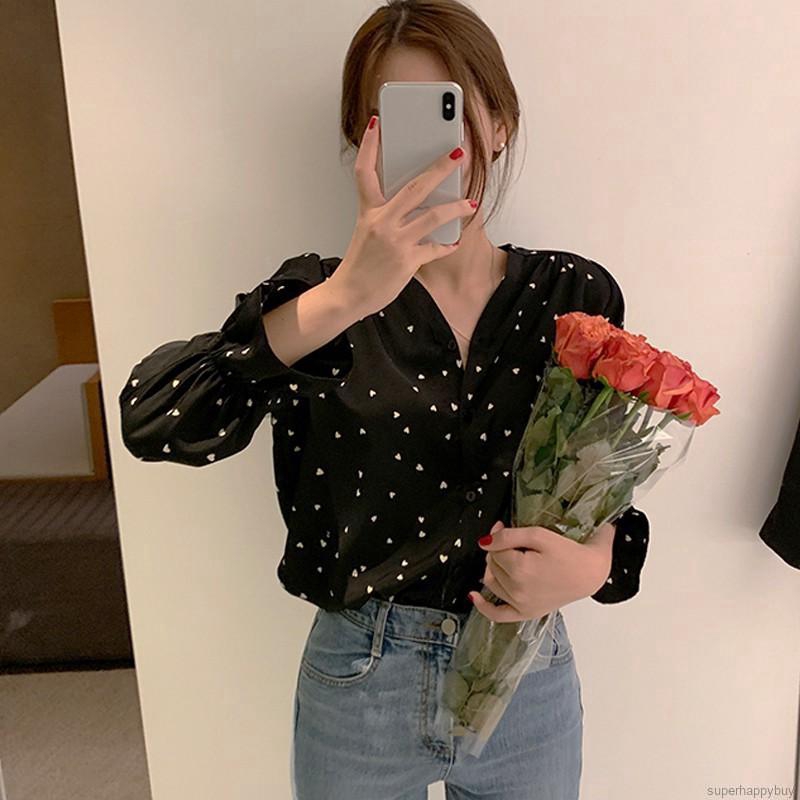 Áo sơ mi tay loe dài hoạ tiết trái tim thời trang cho nữ