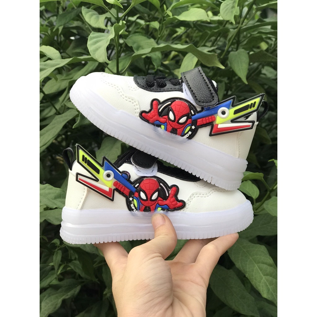 Giày thể thao siêu nhân người nhện đèn led nhấp nháy cho bé trai màu trắng siêu nhẹ có hộp da PU mềm 5151
