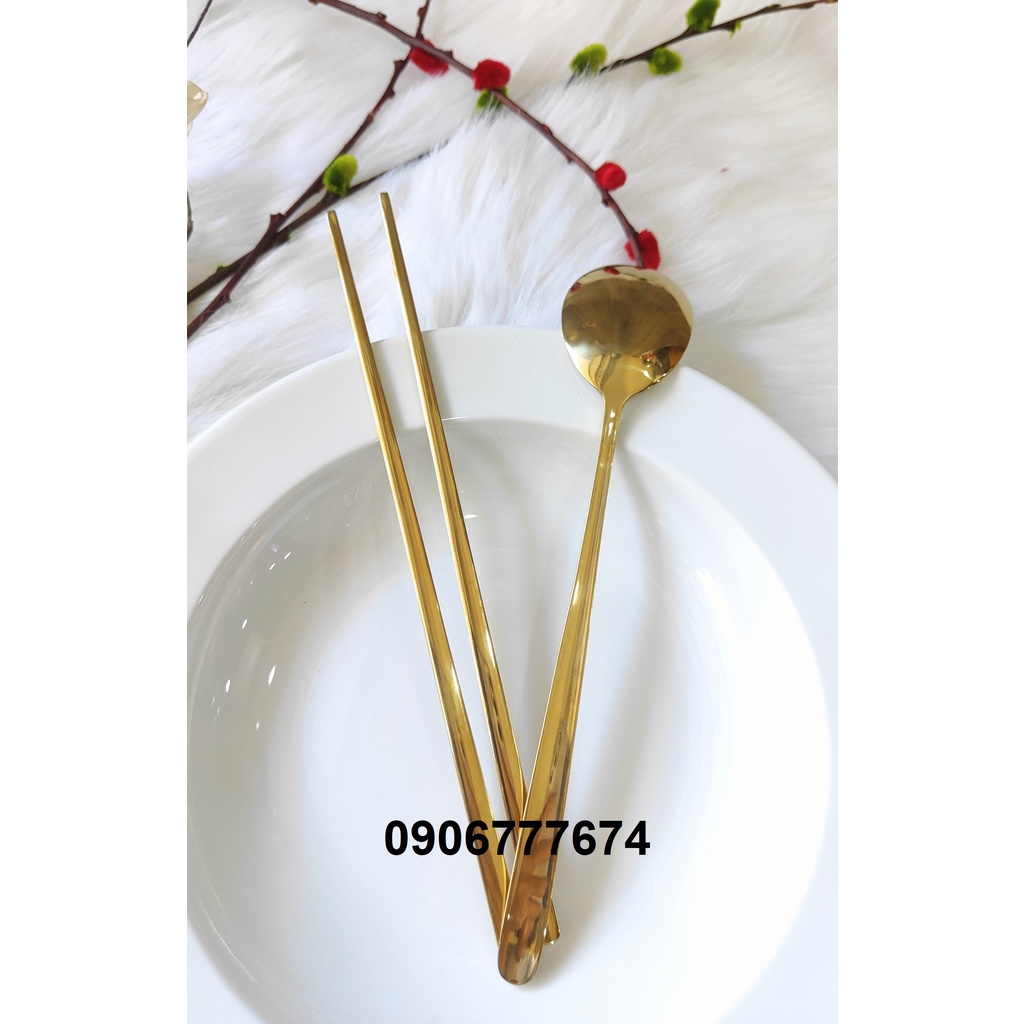 LẺ 1 đôi đũa và 1 muỗng Hàn Quốc mạ vàng sang trọng