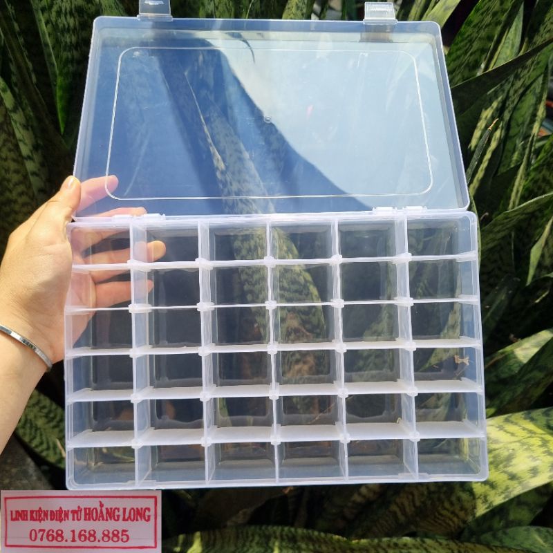 Hộp đựng phụ kiện . 36 ngăn