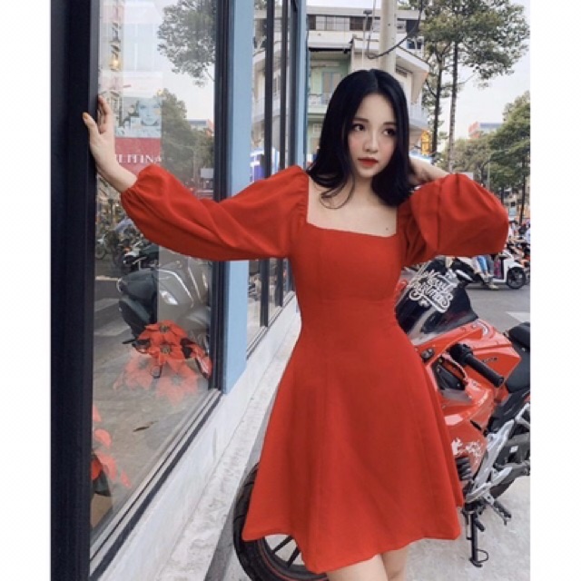 ẢNH THẬT- ĐẦM NHIỀU MÀU TAY BỒNG CÔNG CHÚA CỰC YÊU