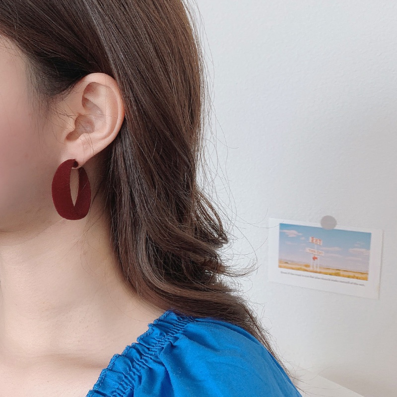 Hoa tai dáng dài hình nơ đỏ xinh xắn bằng nhung thời trang 2023 nữ tính