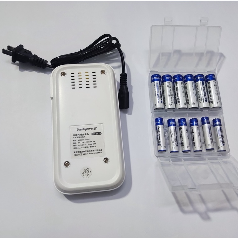 Sạc 6 Khe Kèm 12 Viên Pin Sạc