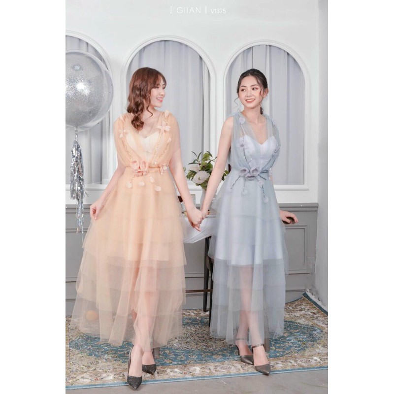 đầm xoè đính hoa 3D