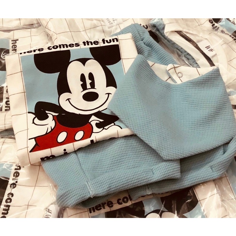 Bộ HM kèm yếm cho bé trai