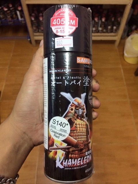 S140-sơn xịt samurai màu đỏ celebration(suzuki)