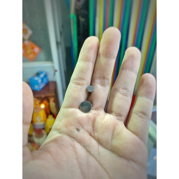 Bông tai nam tròn trơn inox titan , khuyên tai không đen không gỉ Trang sức BNN