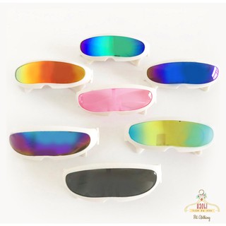 Kính siêu ngầu cho thú cưng