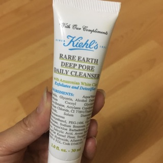 Sữa rửa mặt đất sét Rare Earth Deep Pore Daily Cleanser