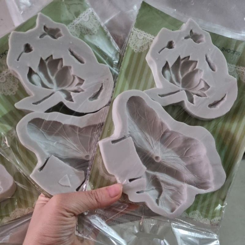 Bộ 2 khuôn silicone hoa lá sen và cá 2 sen cạn/ sen nằm làm rau câu xôi hoa đậu mặt sen nghiêng