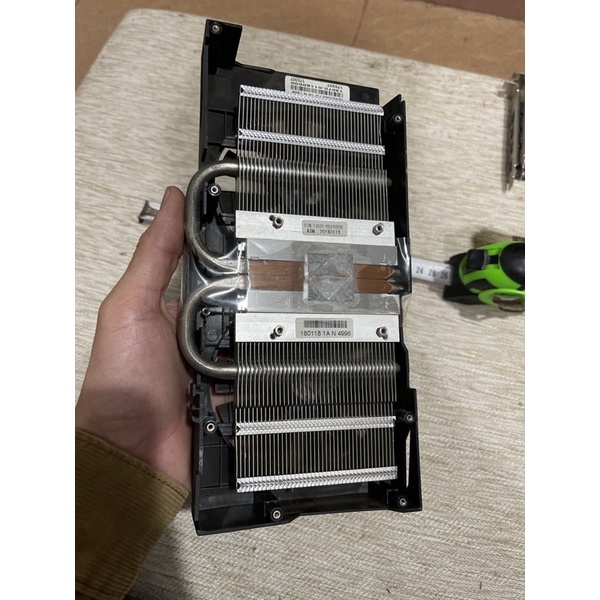 Tản nhiệt tháo vga asus rx 570 hoạt động tốt