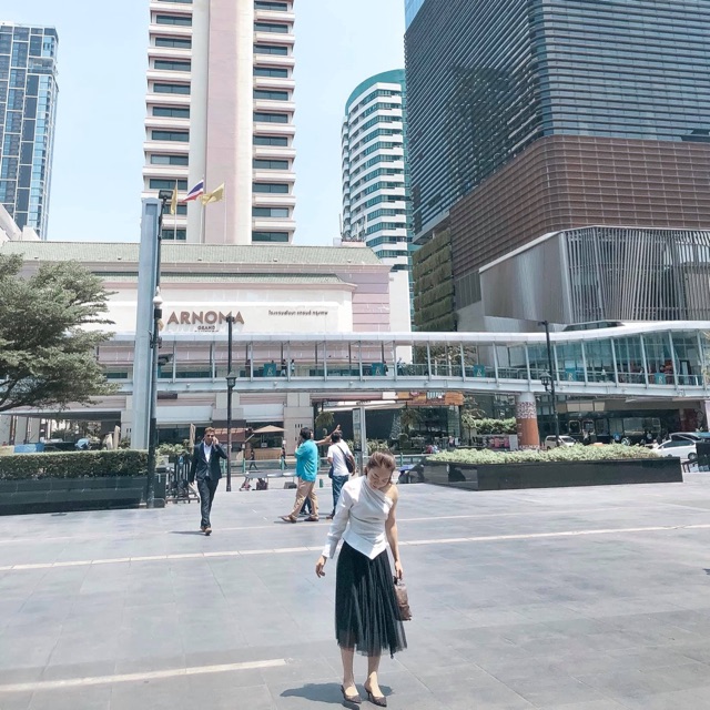 Chân váy xếp ly
