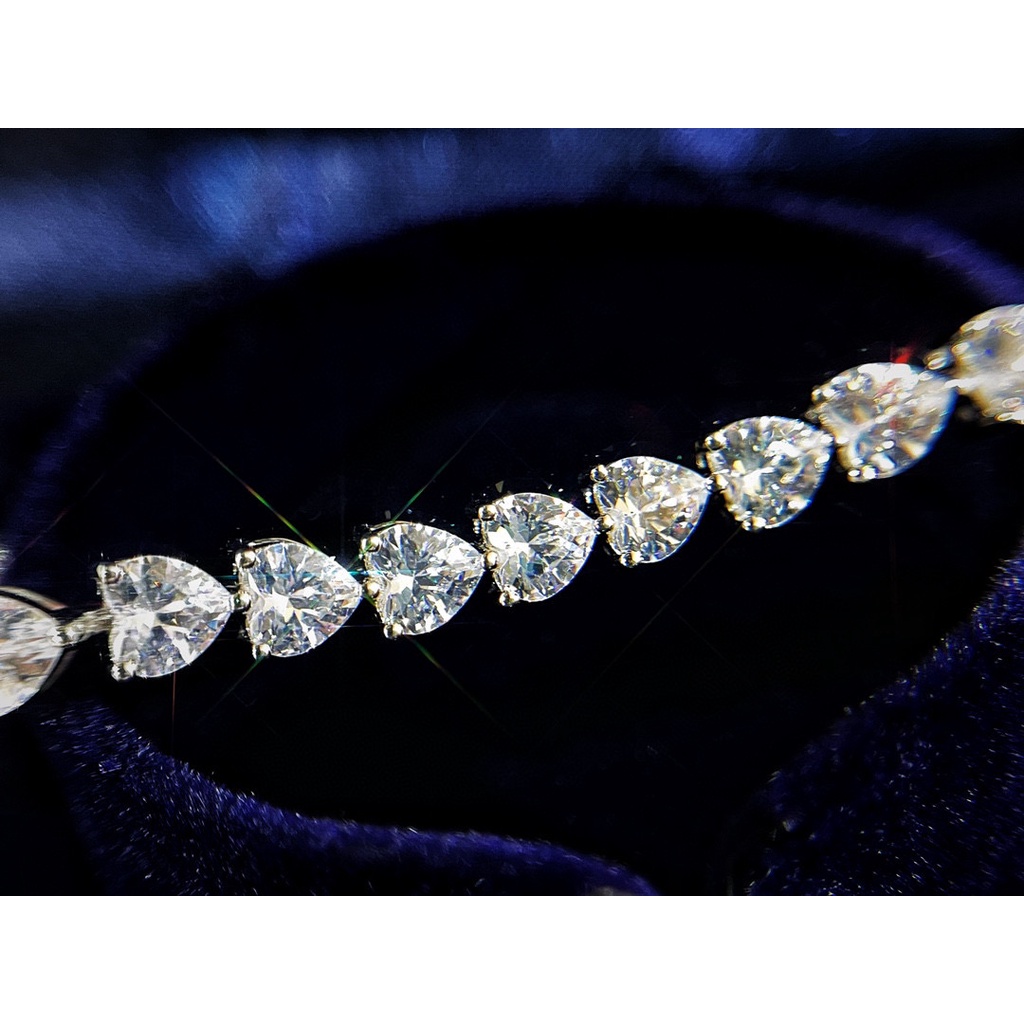 Vòng Tay Mạ Bạc S925 Đính Kim Cương Hình Trái Tim Sang Trọng Cho Nữ