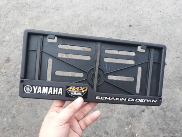 Bộ Nắp Đậy Biển Số Xe Mô Tô Yamaha Maxi - 1