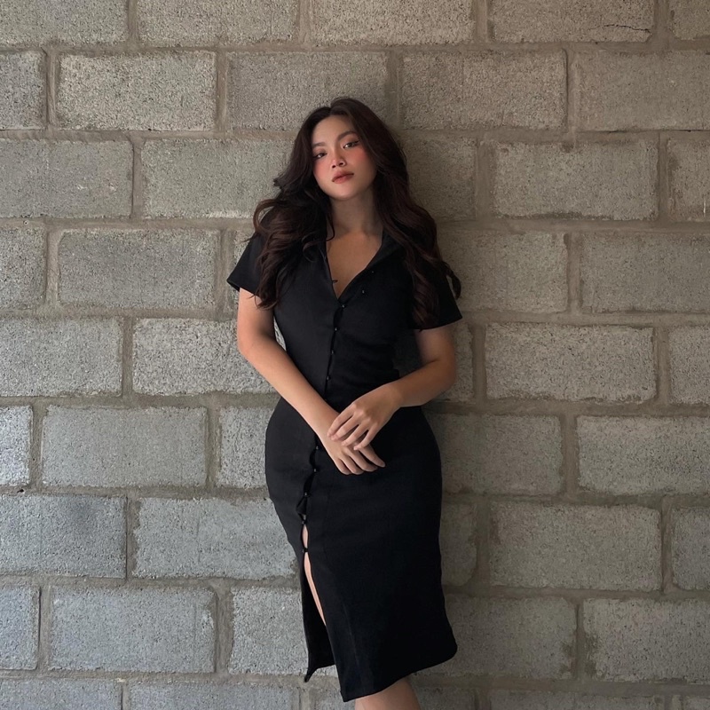 Irene Dress | Đầm body hàng cúc sang trọng