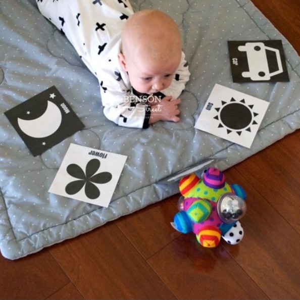 Flashcard đen trắng toptutoe bộ 10 thẻ kích thích thị giác Và giác quan trẻ sơ sinh từ 0-12 tháng phát triền não bộ