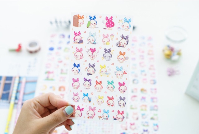 Bộ sticker 6 tấm thỏ quàng khăn