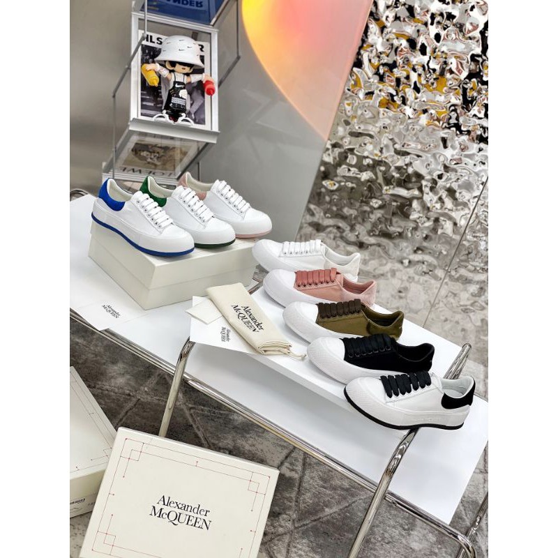giày thể thao nữ đế tăng chiều cao Alexander McQueen