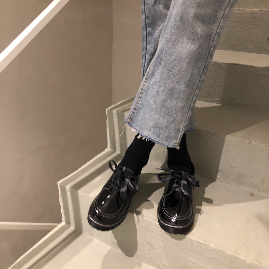 Giày da nữ kiểu dáng retro phong cách Hàn Quốc