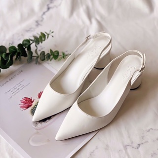 Giày sandal bít mũi gót tròn 5p