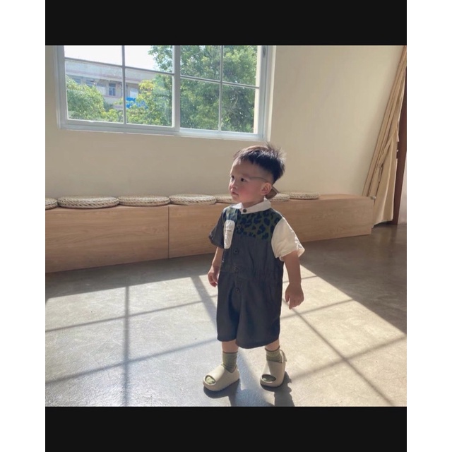 Dép bánh mì quai sau siêu dễ phối đồ cho bé trai và bé gái